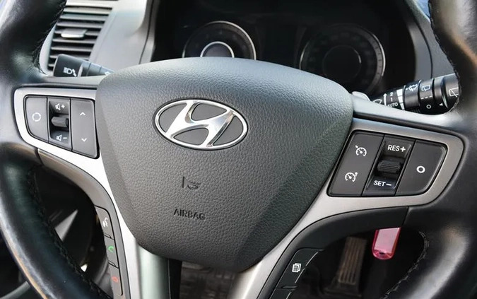 Hyundai i40 cena 69900 przebieg: 130000, rok produkcji 2018 z Czerniejewo małe 497